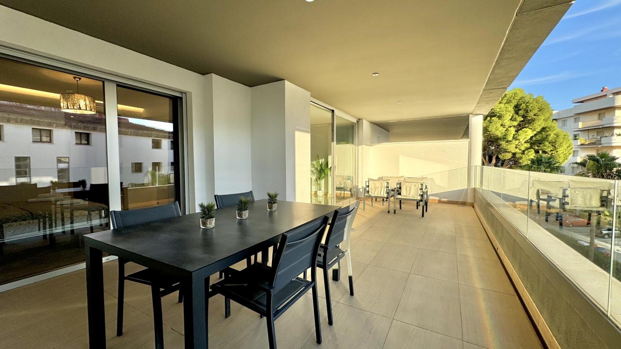 Apartment Modern Duplex Penthouse In Royal Banus Roof Top! *